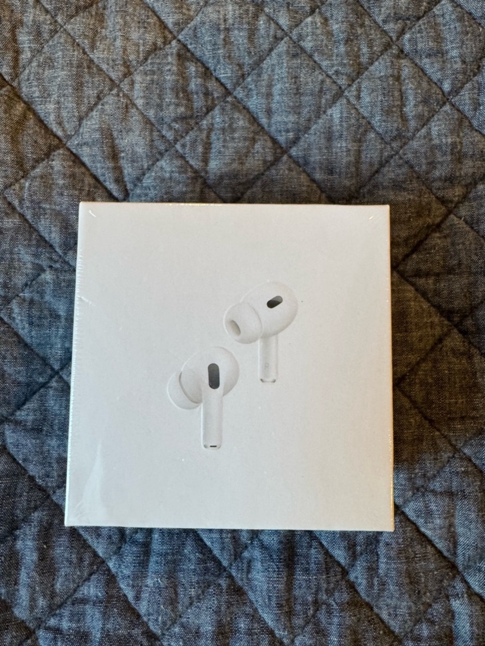 Apple AirPods Pro (2nd Generation) with MagSafe Charging Case (USB-C)